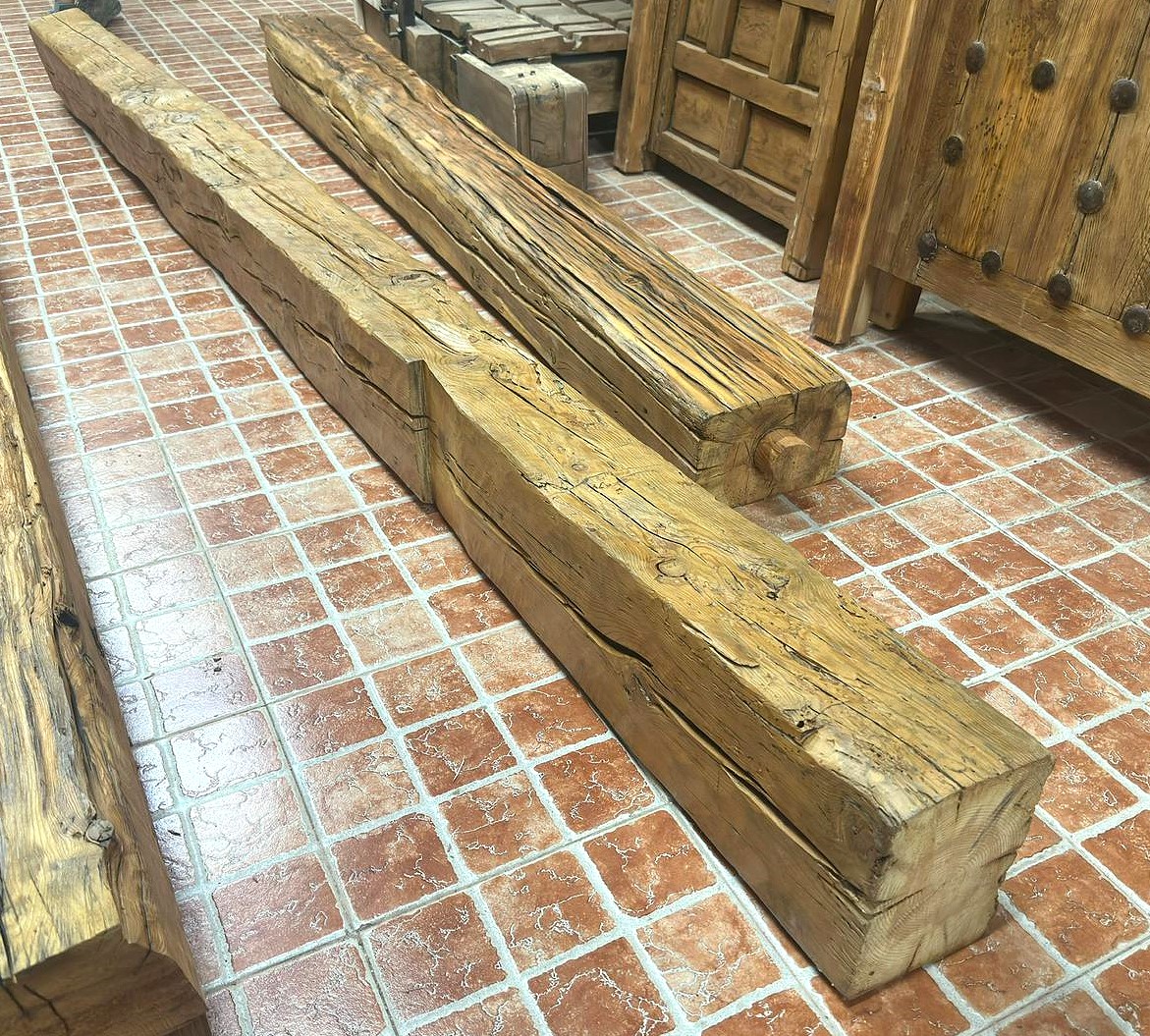 Viga de madera antigua restaurada - Imagen 5