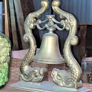 Campana antigua